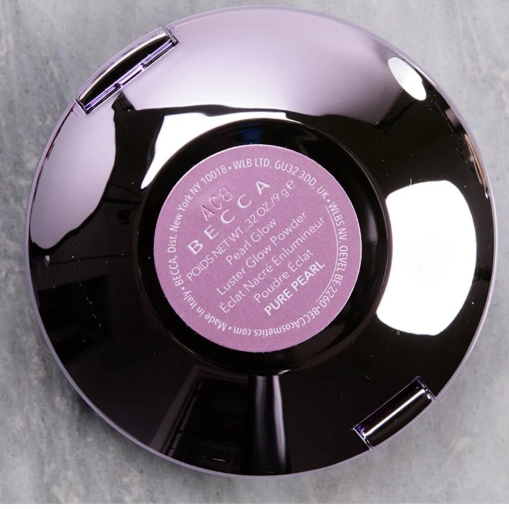 NEW! BECCA Pearl Glow Luster Glow Powder Highlighter in Pure Pearl Discontinued - Picture 5 of 12